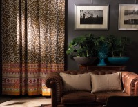 Jurta Garden. 100% linen printed fabric mezzeri, h. cm. 290.